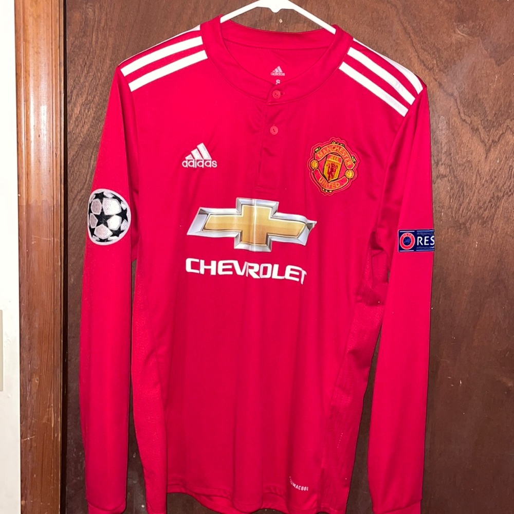 Paul Pogba Manchester United jersey